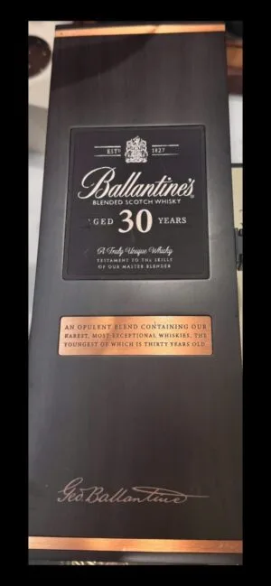Ballantine’s 30 Years (Thanh Lý) – Scotland, 700ml