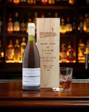 Domaine de la Romanee-Conti 2000 Marc de Bourgogne – brandy, Burgundy, Pháp, 700ml (ảnh bối cảnh)