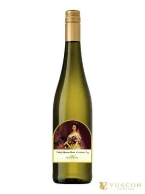 Grand Tokaj Muscat Blanc Medium Dry – Hungary, 750ml