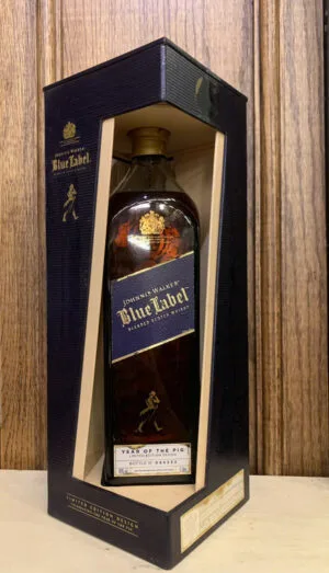 Johnnie Walker Blue Label – Year of The Pig Limited Edition 1L (Thanh Lý) – Scotland