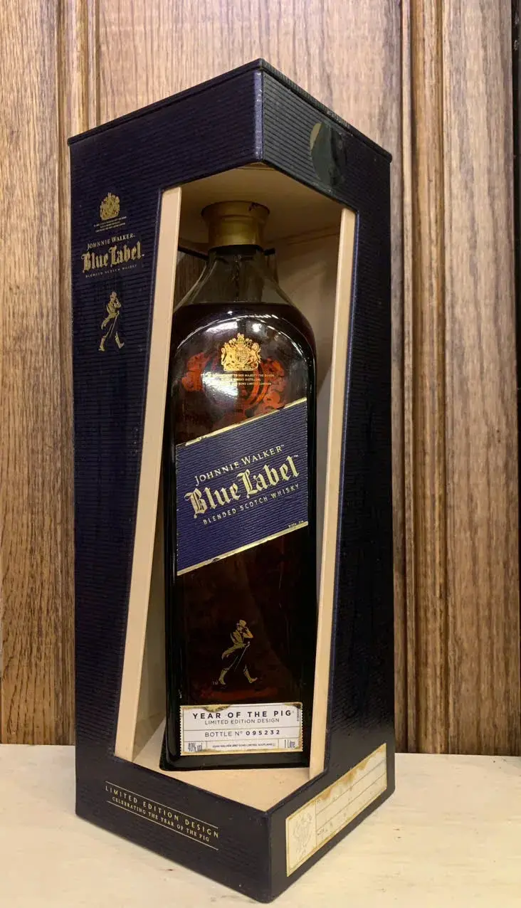 Johnnie Walker Blue Label – Year of The Pig Limited Edition 1L (Thanh Lý) – Scotland