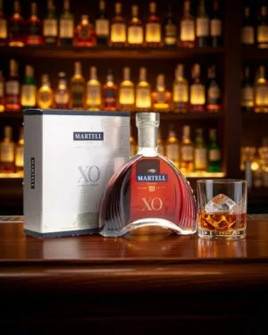 Rượu Martell XO Cognac Pháp – Grande Champagne, 700ml (ảnh bối cảnh)