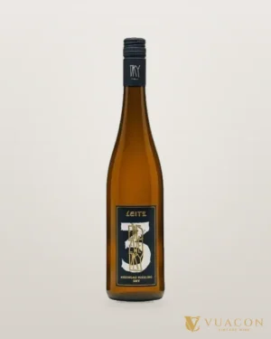 Rượu vang Leitz Eins Zwei Dry Riesling Trocken – chai chính hãng tại Vua Cồn