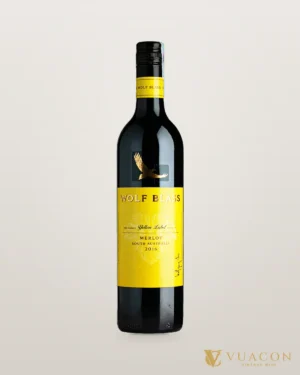 Rượu vang Wolf Blass Yellow Label Merlot – chai chính hãng tại Vua Cồn