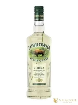 Rượu Vodka Cỏ Zubrowka – Ba Lan, 700ml