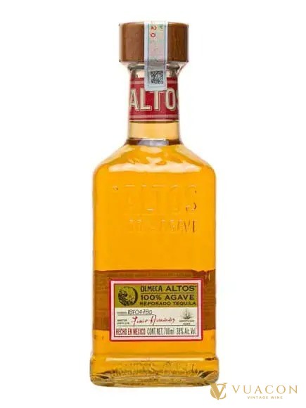 Chai tequila Olmeca Altos Reposado màu vàng nhãn 100% agave