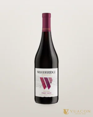 Woodbridge Pinot Noir – chai chính hãng tại Vua Cồn