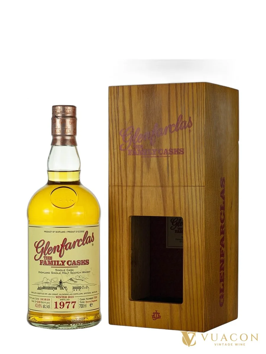 Glenfarclas 1977 – 41 năm Family Casks Cask 7293 – cask Strength, Speyside, Scotland, 700ml